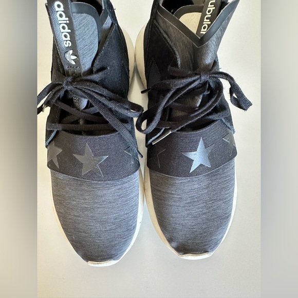 Adidas sneaker - Picture 5 of 6